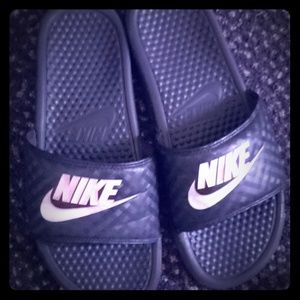 Nike slides